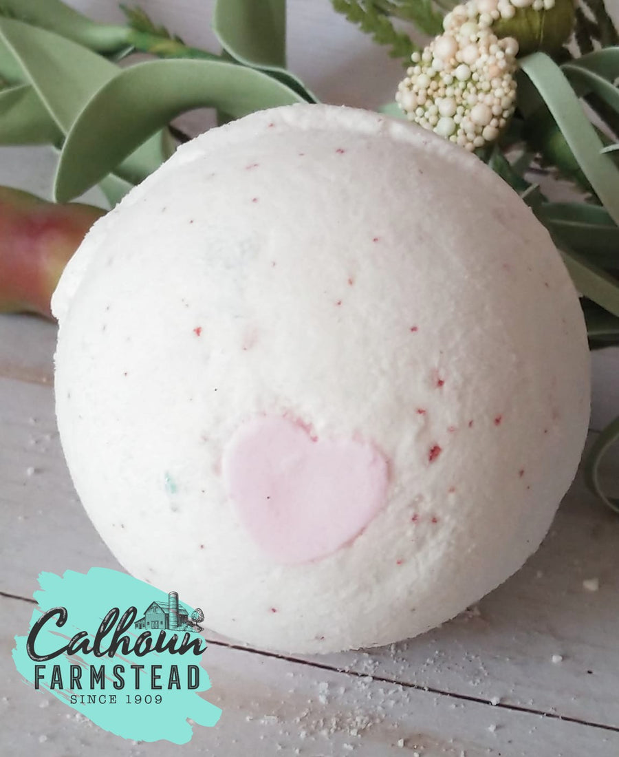 Sweet heart, conversation heart bath bomb. Light pink with a candy conversation heart. Perfect for Valentine's Day, wedding favors or gifts.